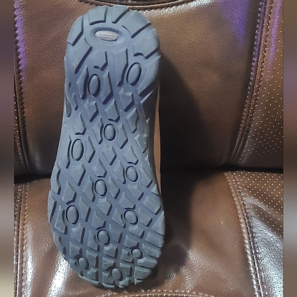 CABELAS WOMEN'S SIZE 8 MEDIUM SOFT SUEDE TAN LOAFERS - Picture 4 of 7